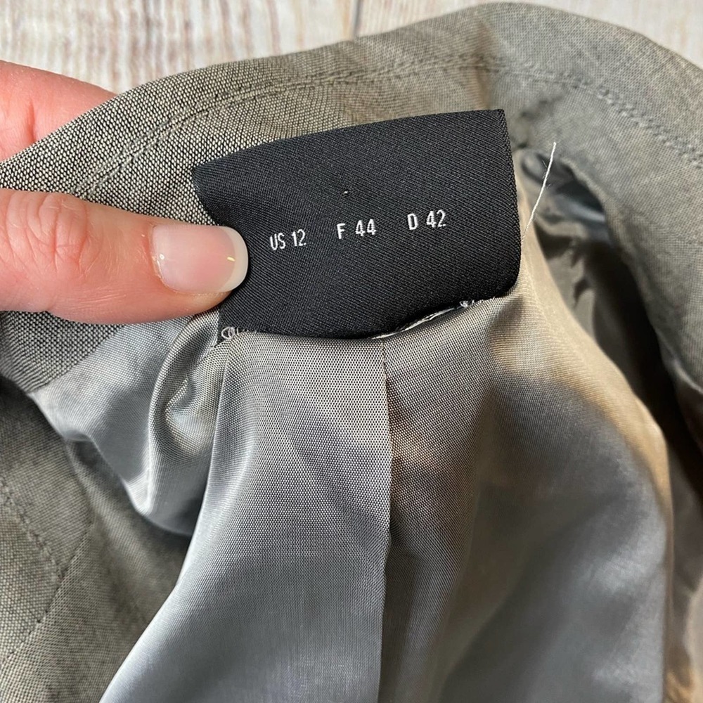 Akris Gray Wool Three Button Blazer Size 12 - image 3